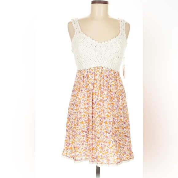 Jessica Simpson White and floral print Crochet Dress, medium - Picture 1 of 4